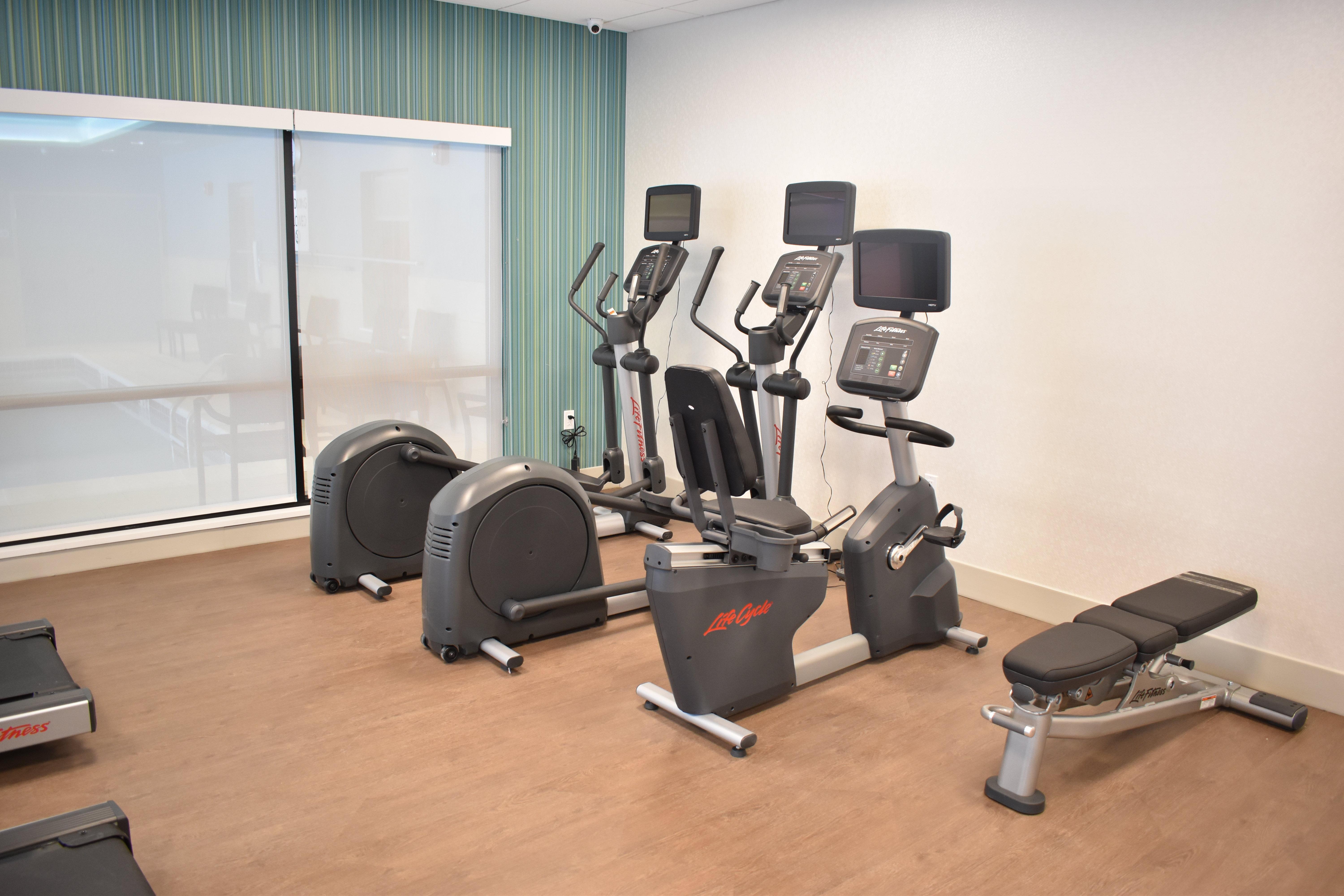 Holiday Inn Express & Suites - Boston South - Randolph By Ihg Zewnętrze zdjęcie