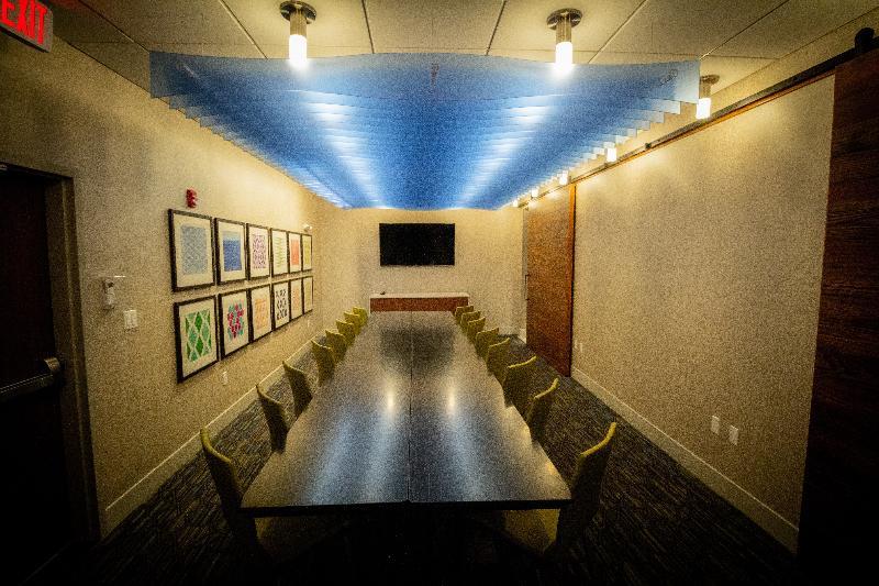 Holiday Inn Express & Suites - Boston South - Randolph By Ihg Zewnętrze zdjęcie