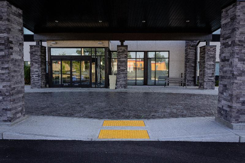 Holiday Inn Express & Suites - Boston South - Randolph By Ihg Zewnętrze zdjęcie